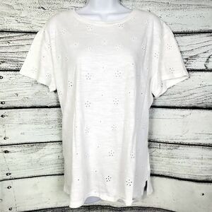 Maurices 24/7 Women’s XL White Eyelet Embroidered Short Sleeve Tee 100% Cotton